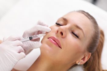 Toxina botulínica: o que é e como age no corpo?